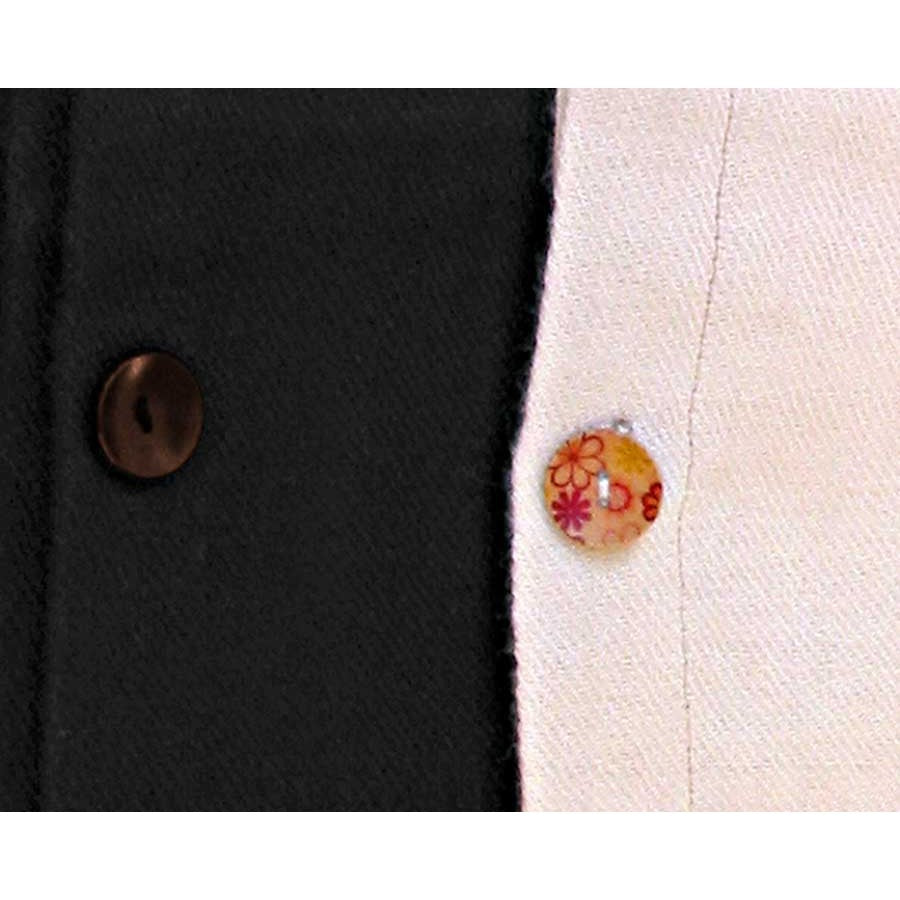 Negro y blanco crudo, detalle